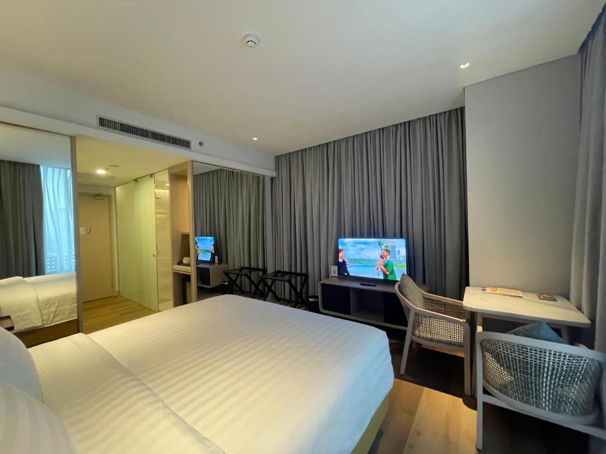 Ra Simatupang Aparthotel 5*