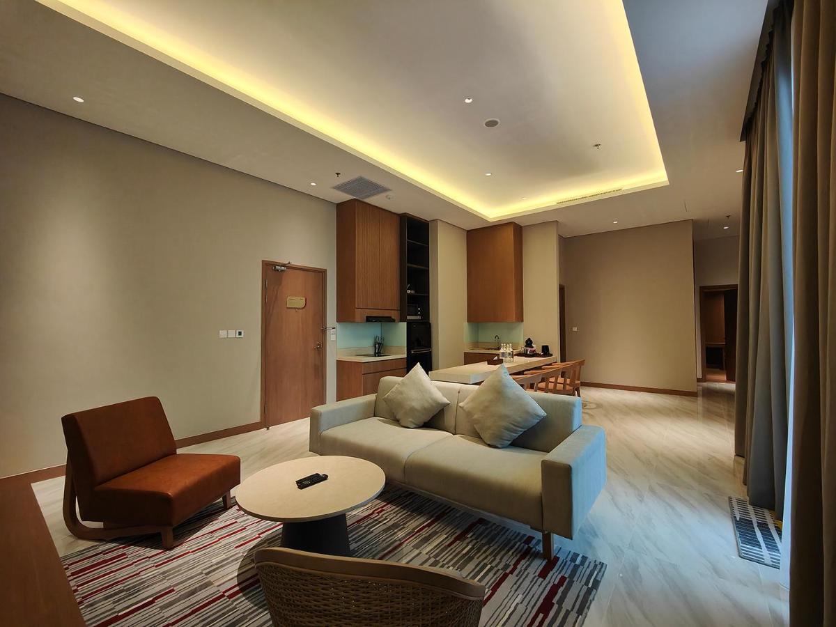 Ra Simatupang Aparthotel 5*