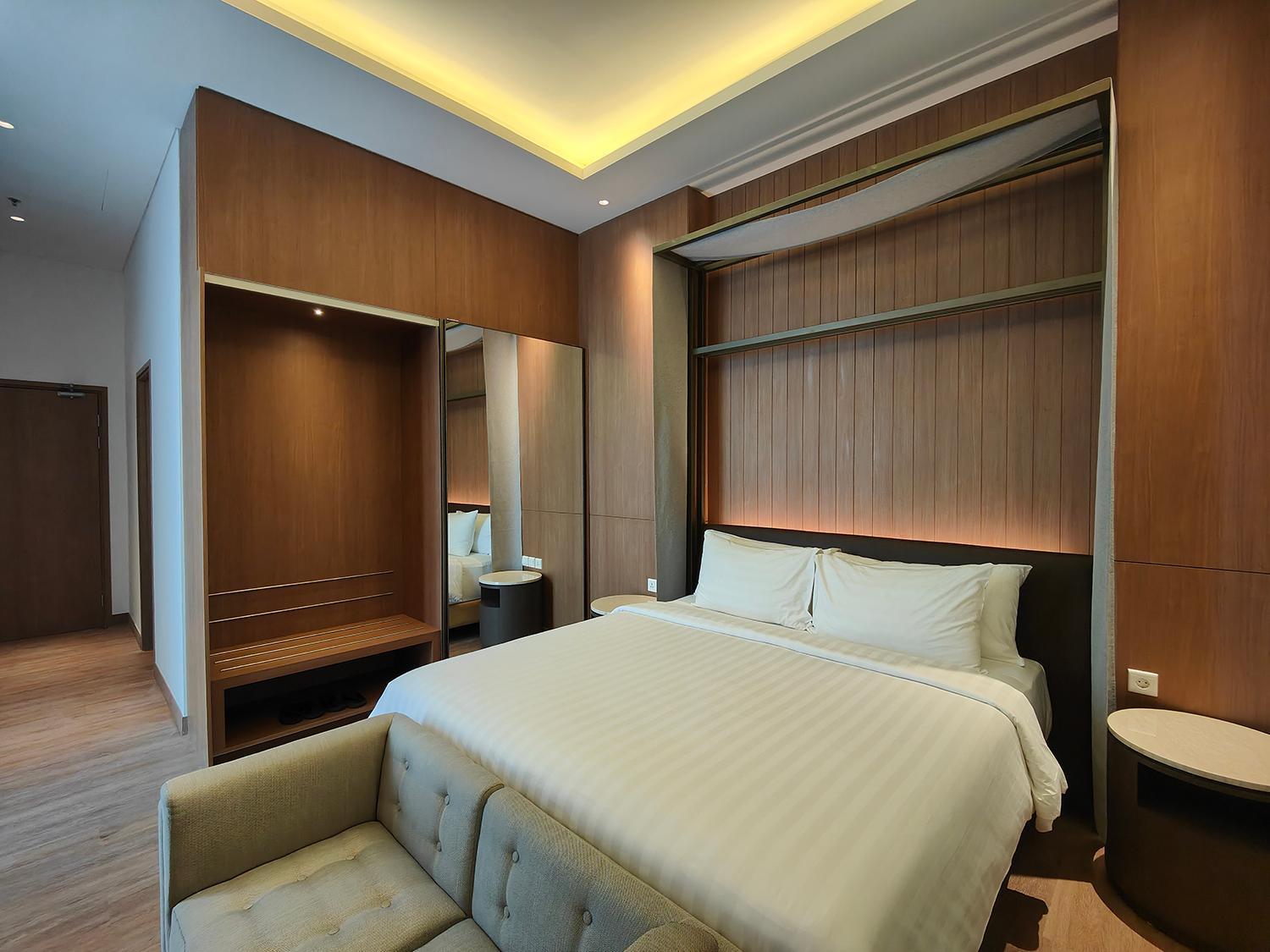 Ra Simatupang Aparthotel